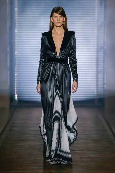 Look 38